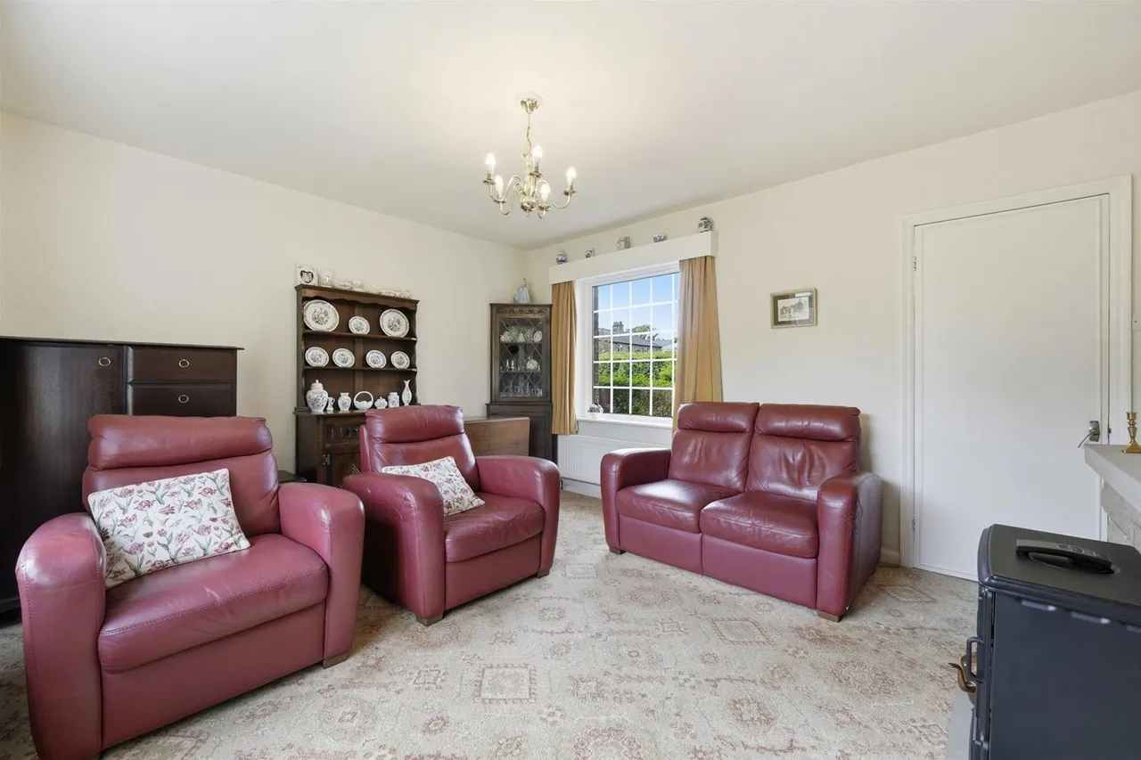 Swanscoe Avenue, Bollington, photo 7