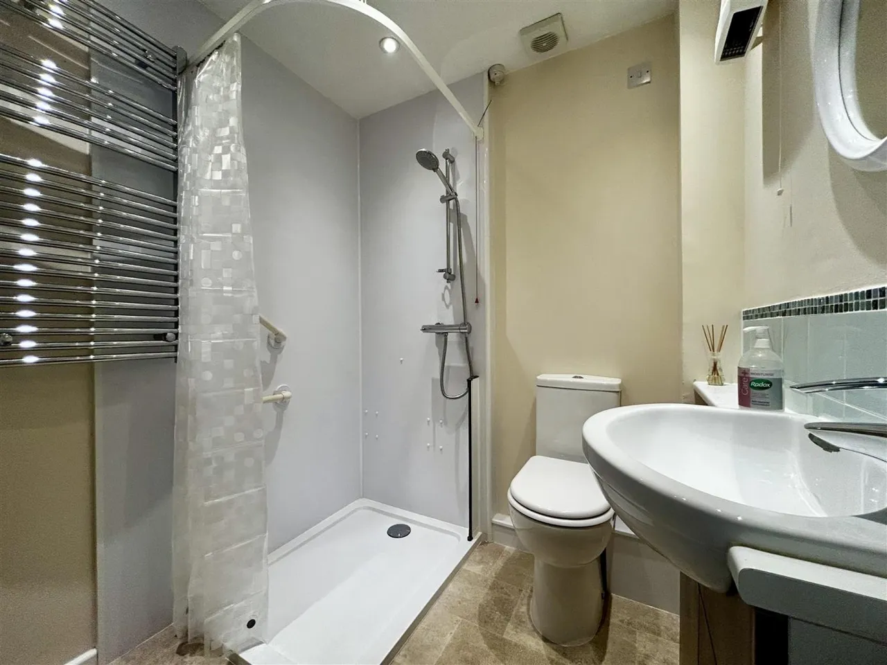 Church Road, Churchdown, GL3, photo 6