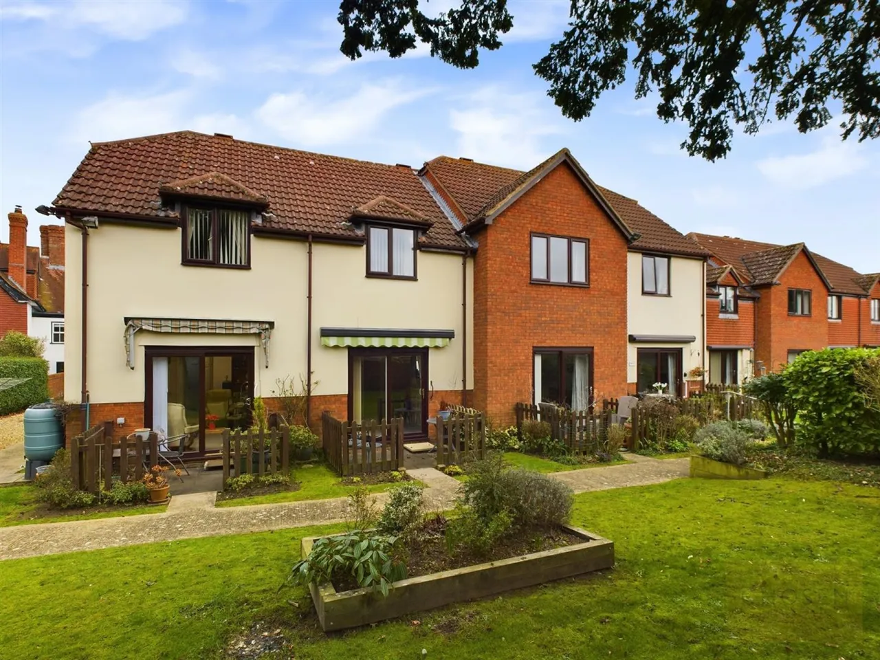 2 bed retirement property for sale, Church Road, Churchdown, GL3