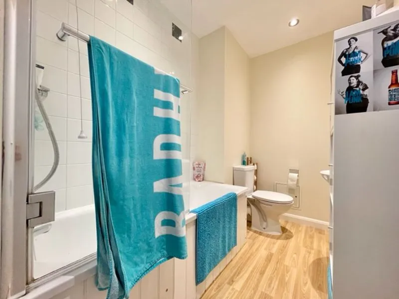 Goldhawk Road, London W12 8QD, photo 6