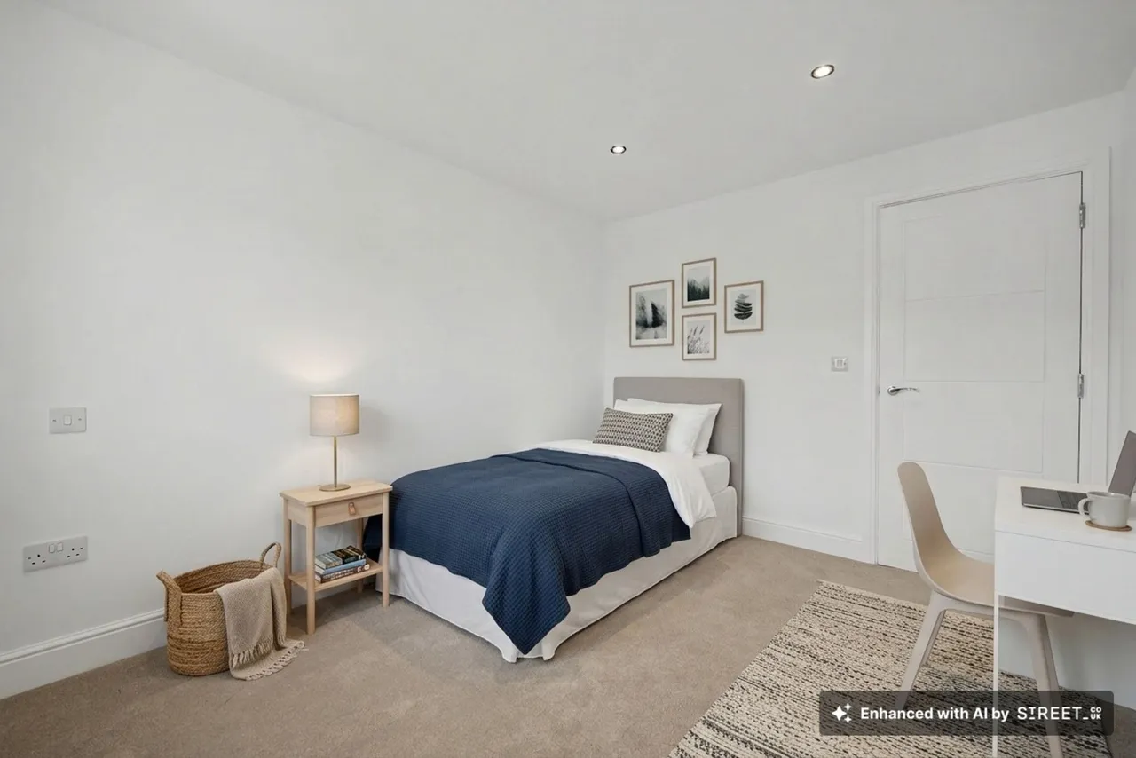 Macdonald Road, Wyken, CV2, photo 7