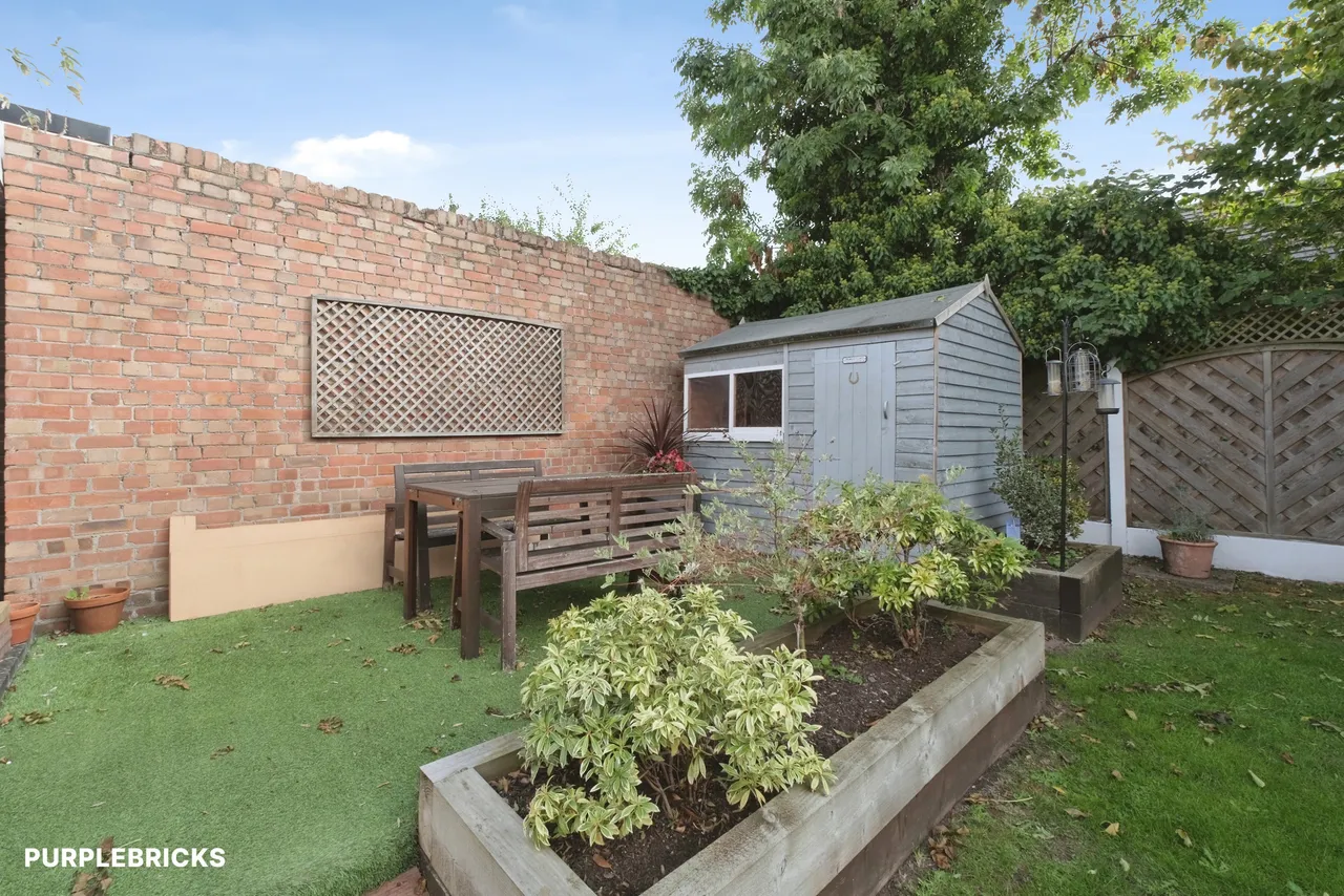 Claremont Avenue, Nottingham, NG15, photo 3
