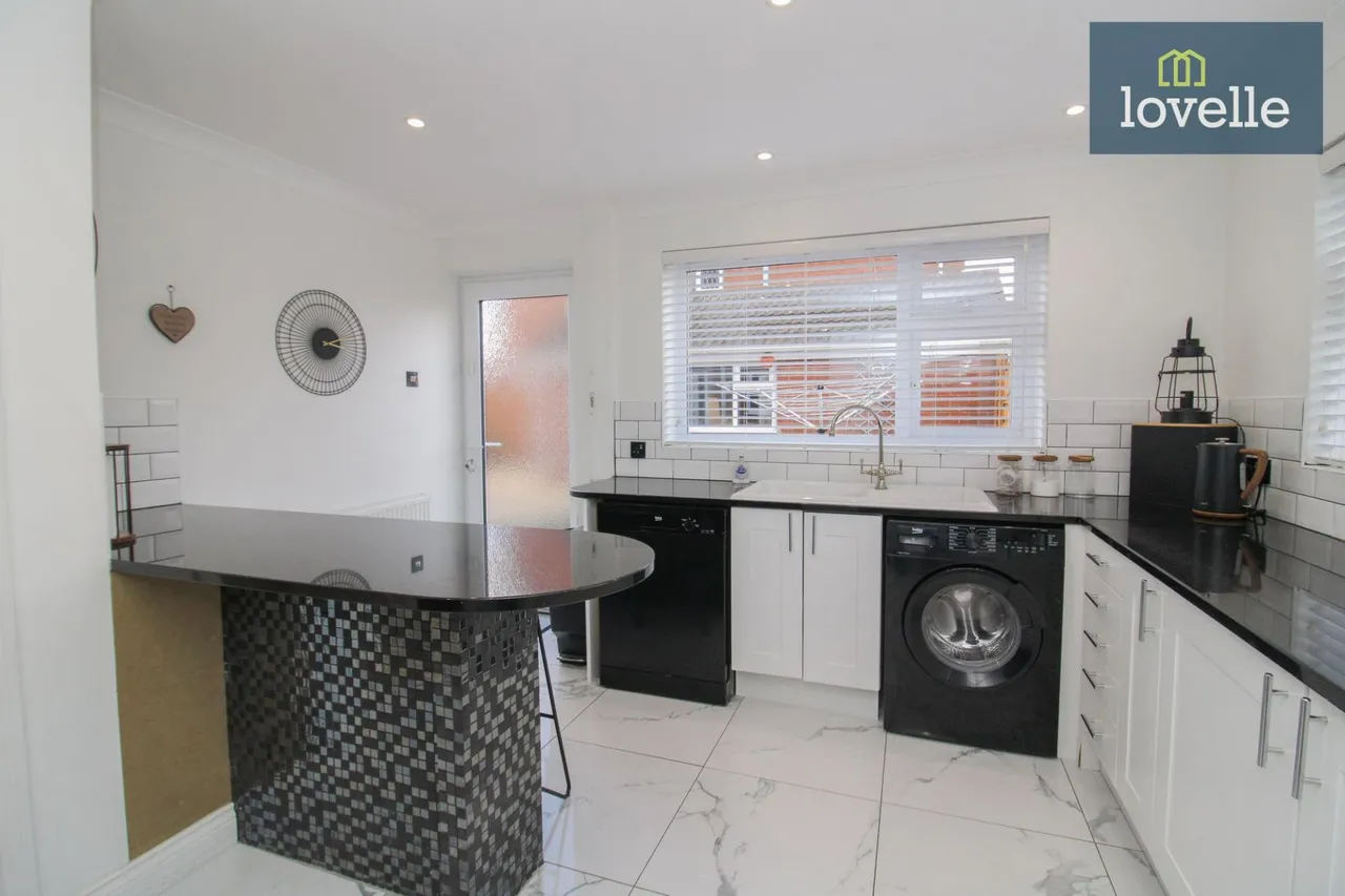 St. Nicholas Drive, Grimsby, DN37, photo 5