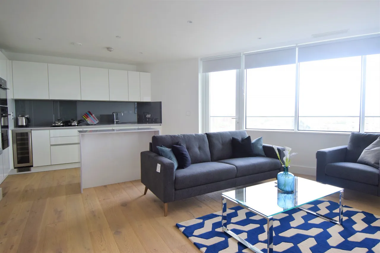 Lombard Wharf, Wandsworth, SW11, photo 2