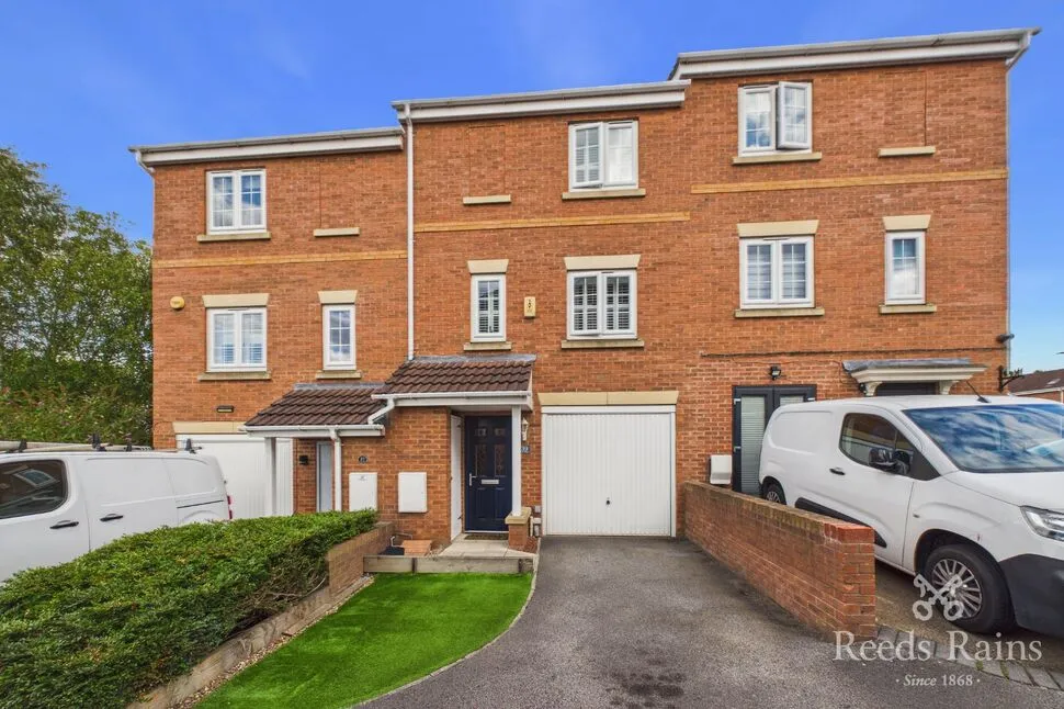 3 bed house for sale — Mill Place, Castleford, West Yorkshire, WF10