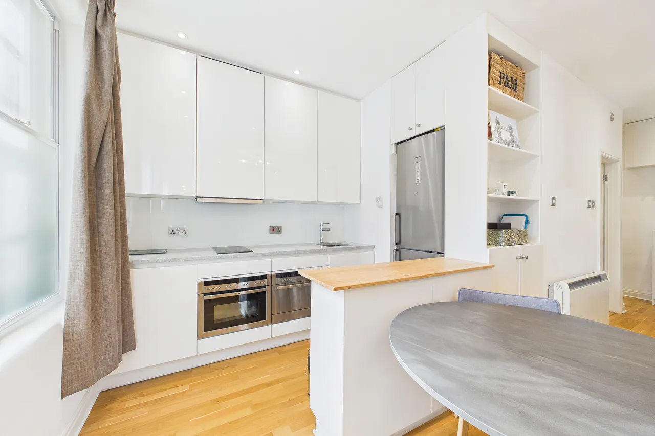 Ambrosden Avenue, Westminster, SW1P, photo 3
