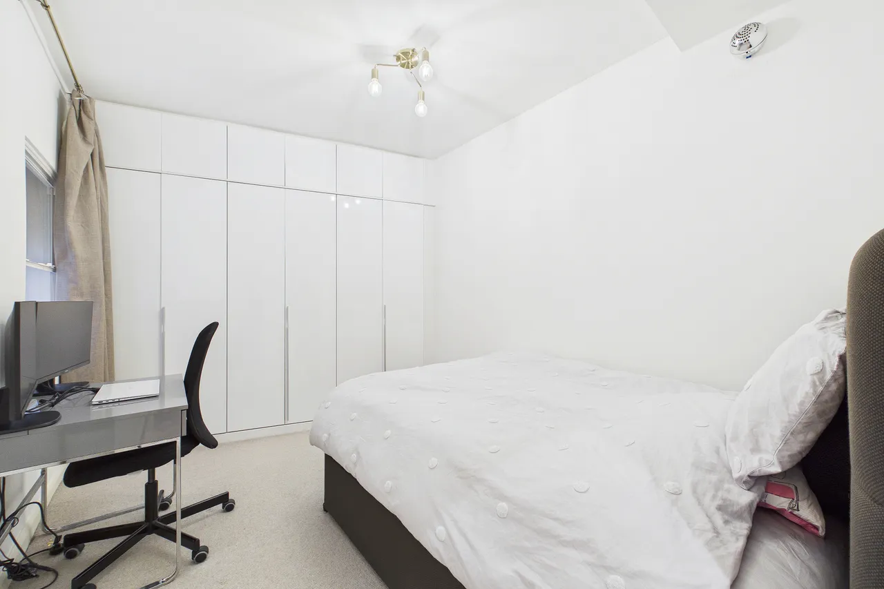 Ambrosden Avenue, Westminster, SW1P, photo 8