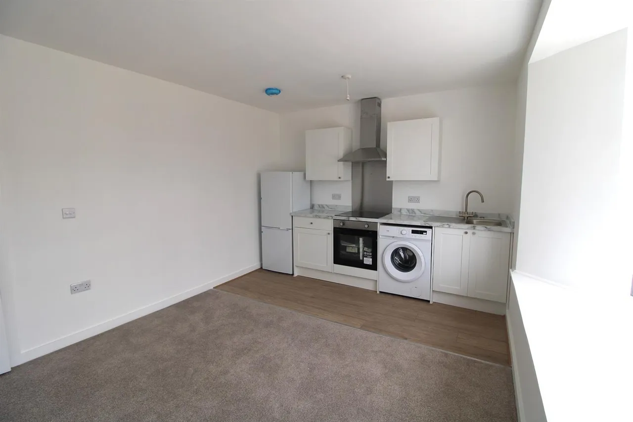 Duke Street, Failsworth, M35, photo 9