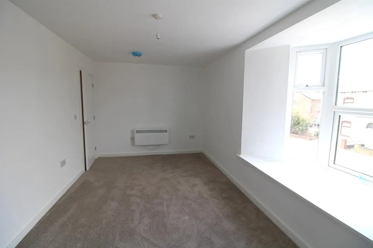 Duke Street, Failsworth, M35, photo 4