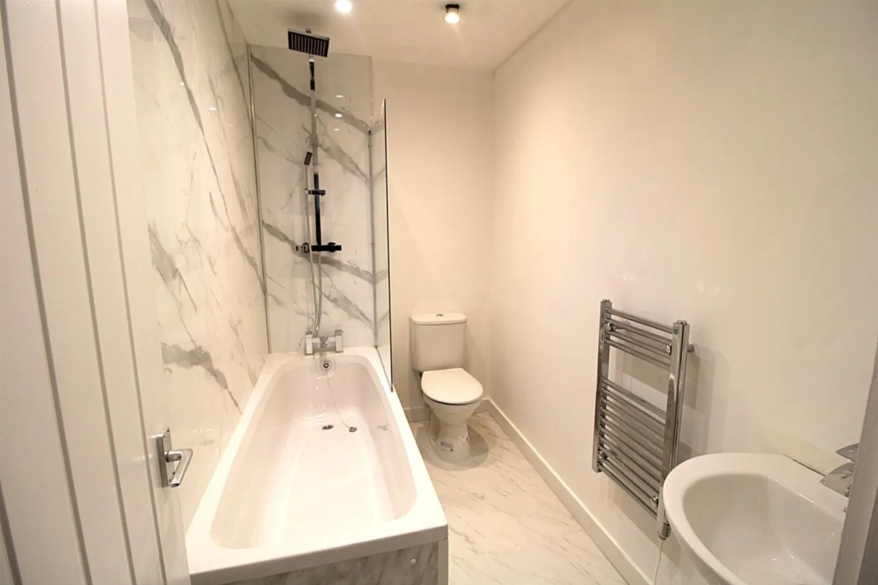Duke Street, Failsworth, M35, photo 6