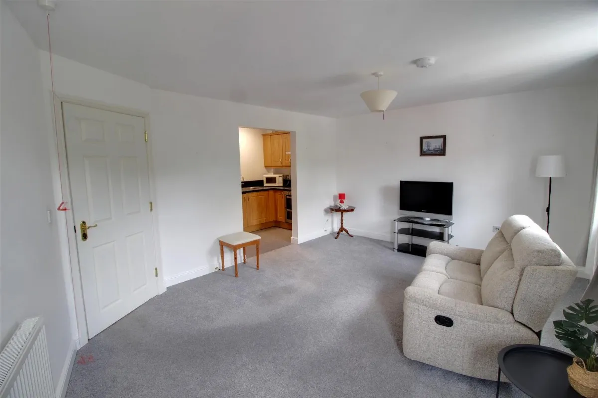 Stokes Mews, Newent, GL18, photo 3