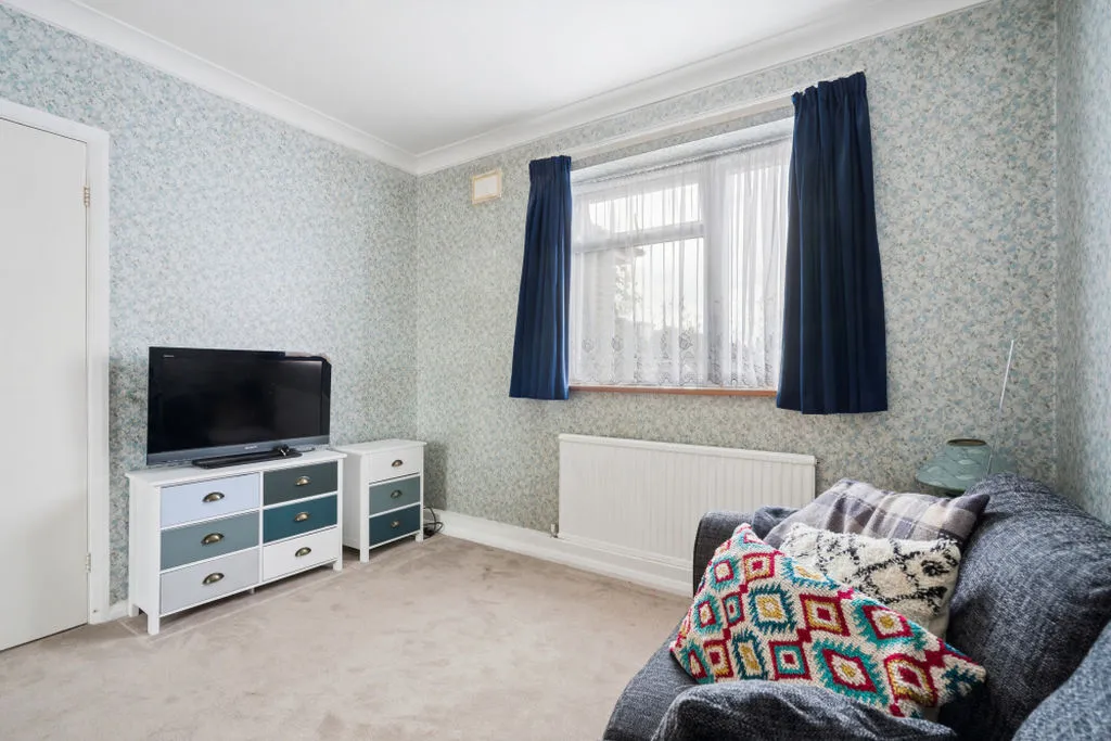 Lower Ridge, Bourne End SL8 5BL, photo 13