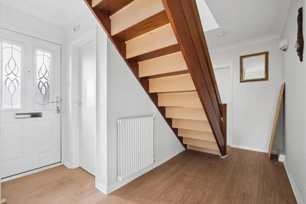 Lower Ridge, Bourne End SL8 5BL, photo 15