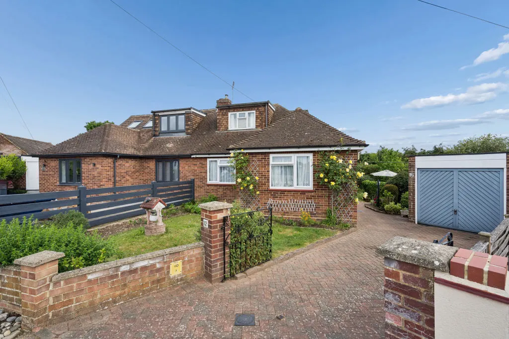 3 bed plot for sale — Lower Ridge, Bourne End SL8 5BL