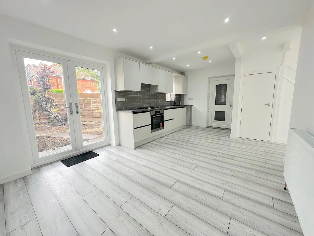 Beechfield Grove, Bilston, Wolverhampton, WV14, photo 4