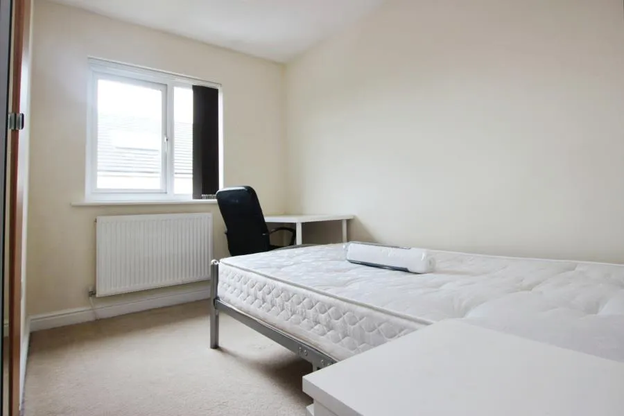 Great Copsie Way, Stoke Gifford, BS16, photo 10