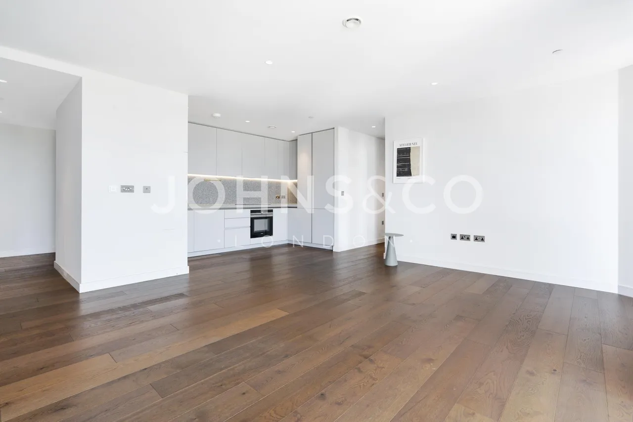 2 bed flat to rent, Cutter Lane, London, SE10
