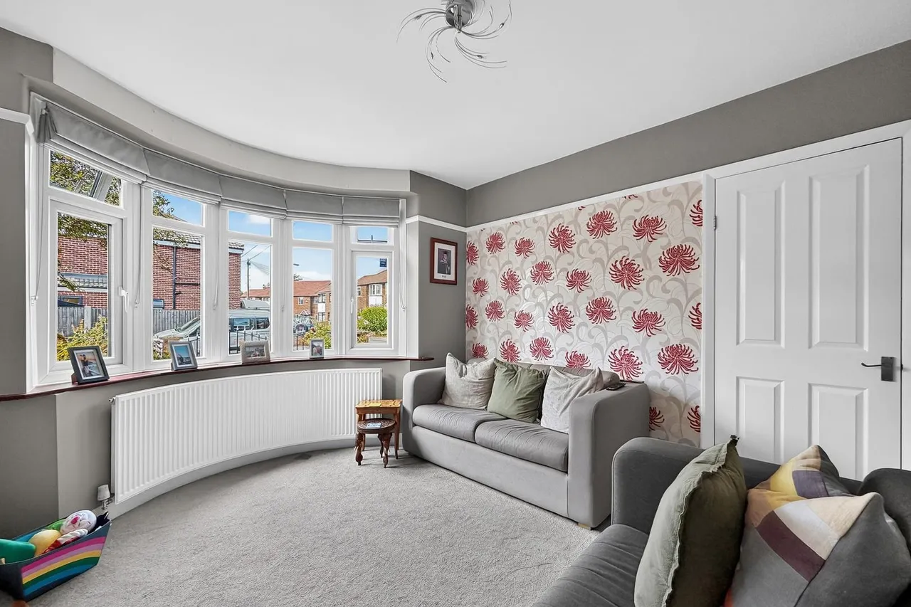 Bedford Drive, Timperley, Cheshire WA15 7XB, photo 15