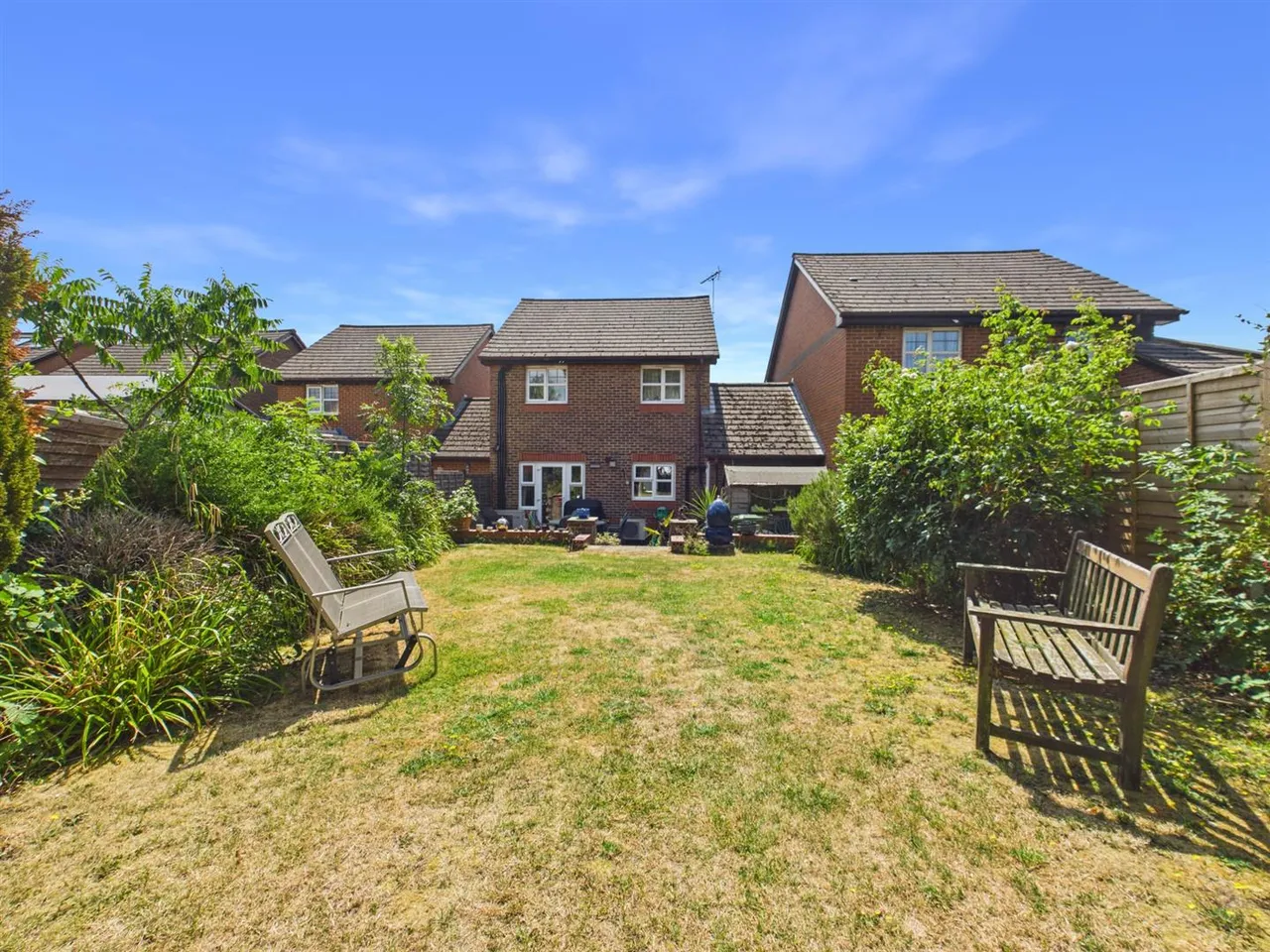 Elliott Avenue, Ruislip, Middlesex, HA4 9LZ, photo 12