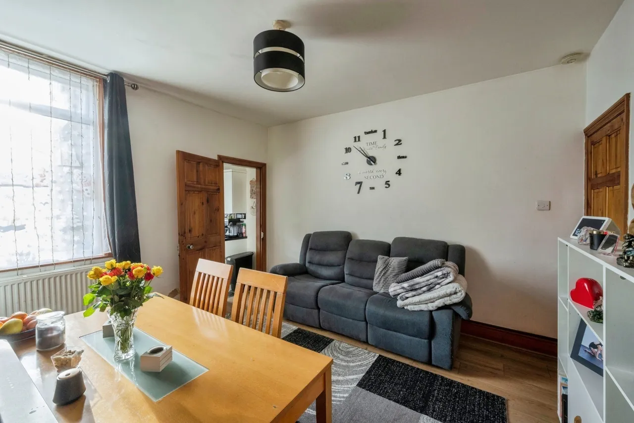 Prospect Place, Doncaster, South Yorkshire, DN1, photo 4