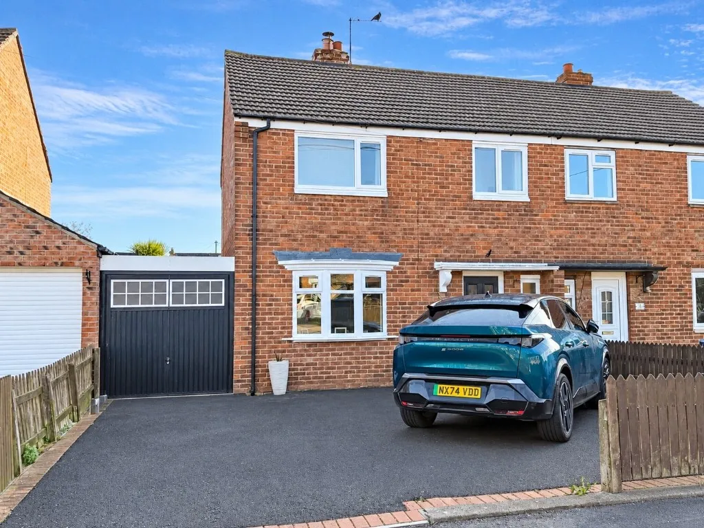 3 bed house for sale, Whinstone View, Great Ayton