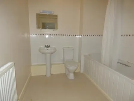 Bickerstaff Court, The Chestnuts, TF1, photo 14