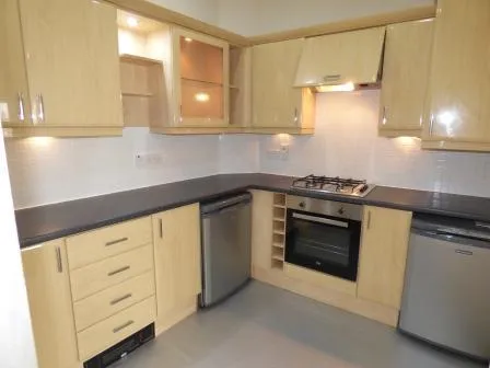 Bickerstaff Court, The Chestnuts, TF1, photo 4