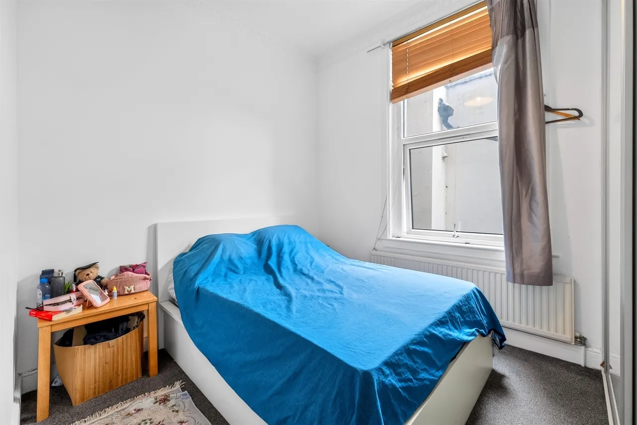 Askew Road, London, W12, photo 8