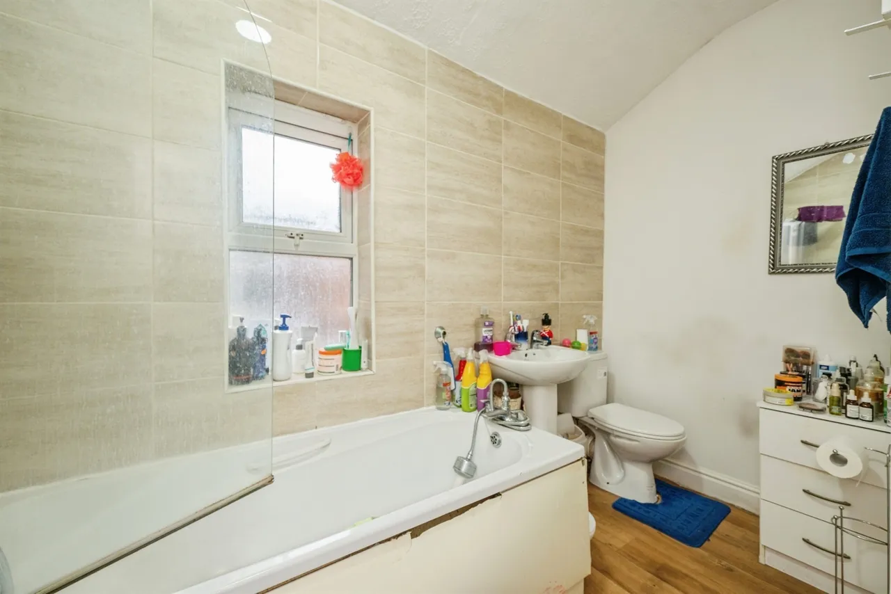 St. Thomas Road, Derby, DE23, photo 14