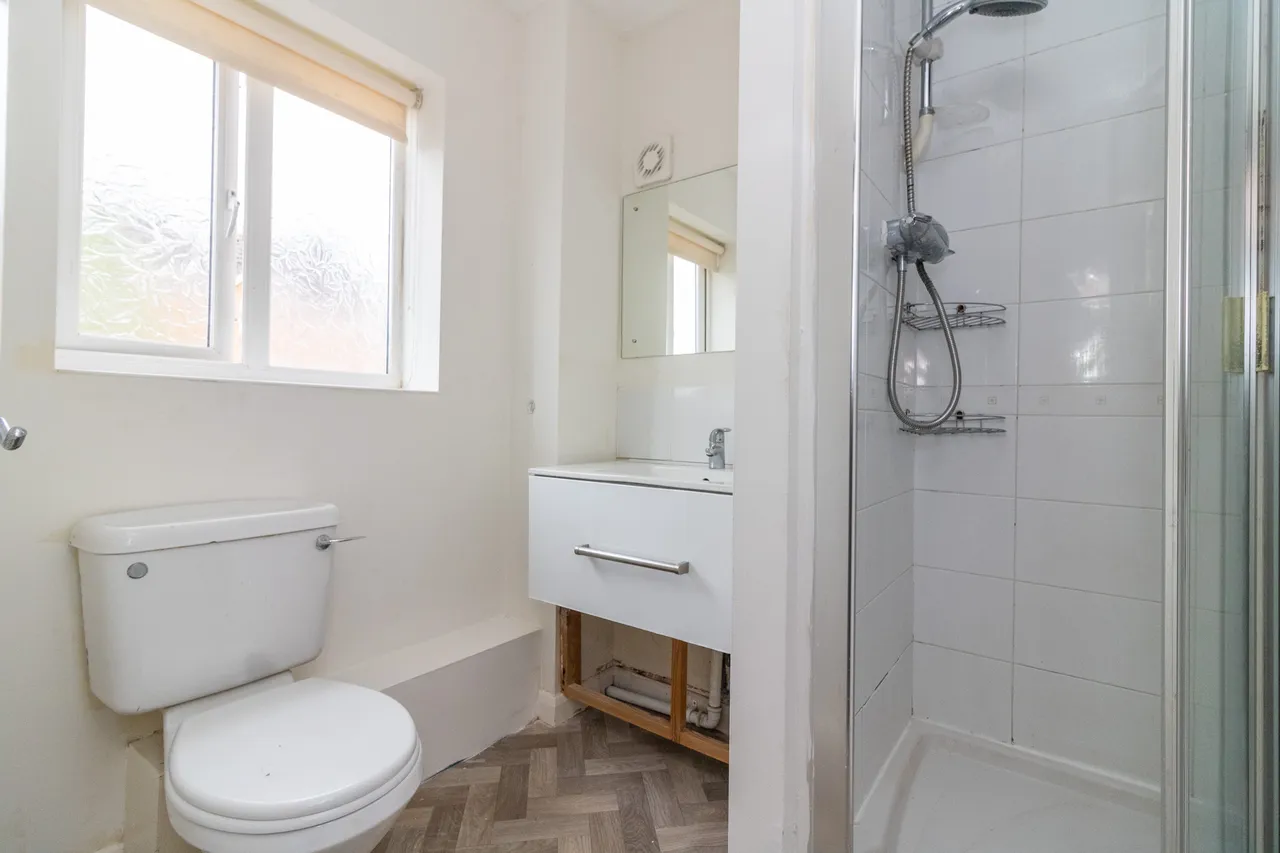 Oakwood Road, Leicester, Leicester, LE4 0BD, photo 17