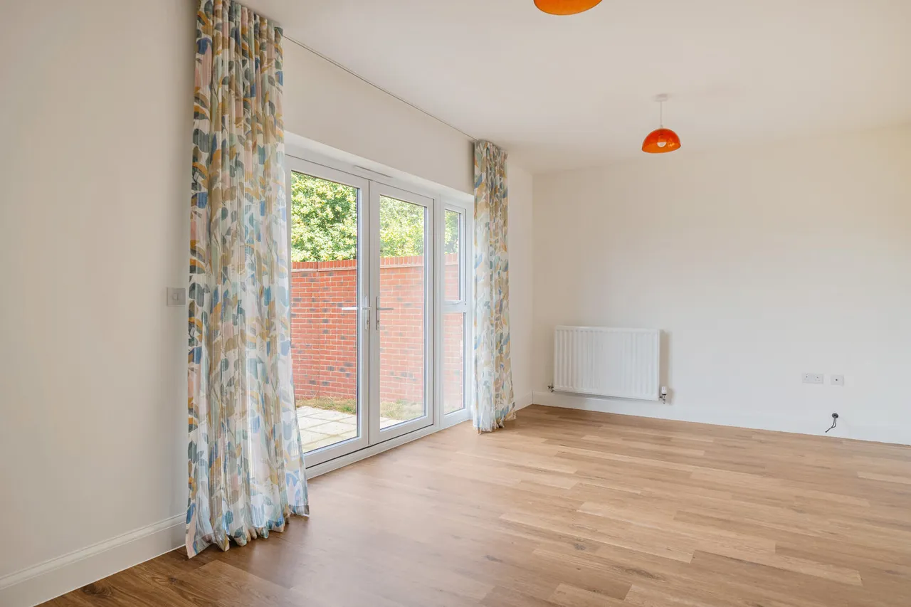 Burton Drive, Devizes, SN10, photo 12
