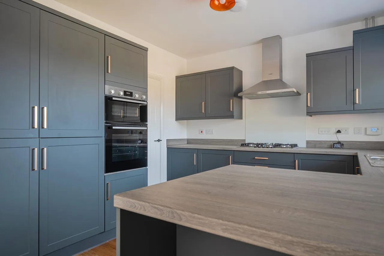 Burton Drive, Devizes, SN10, photo 10