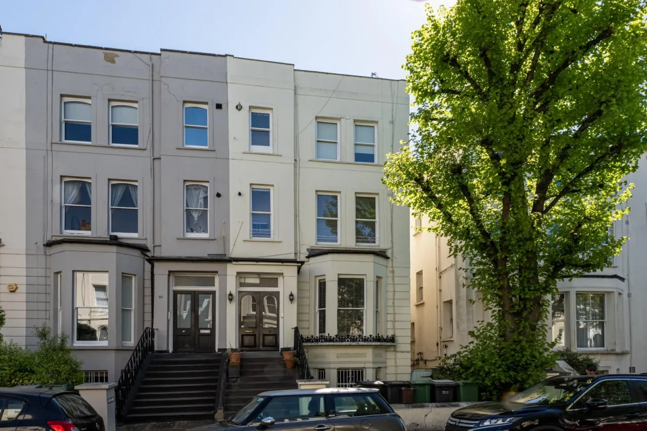 2 bed flat for sale — Priory Terrace, South Hampstead, NW6