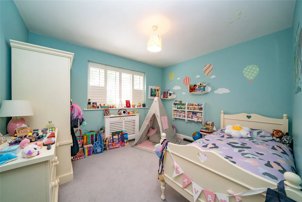 Heron Close, Wheathampstead, AL4, photo 11