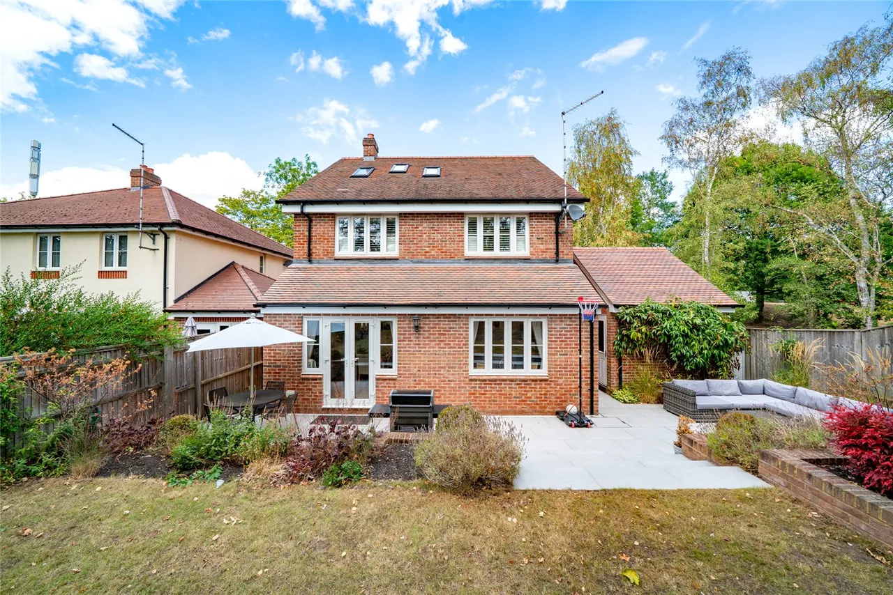 Heron Close, Wheathampstead, AL4, photo 13