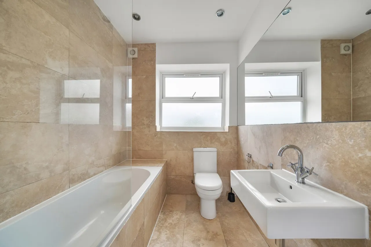 Whateley Road, SE22, photo 8