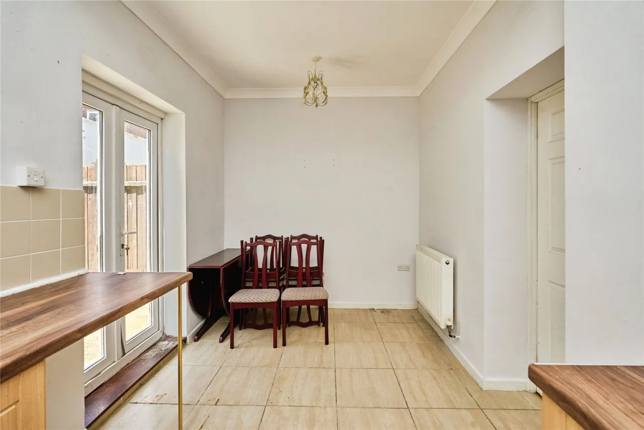 Fitzroy Street, Sandown, PO36, photo 5