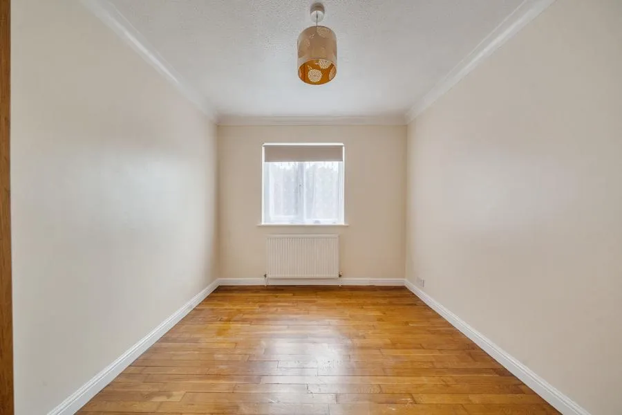South View Gardens, Newbury, RG14, photo 11