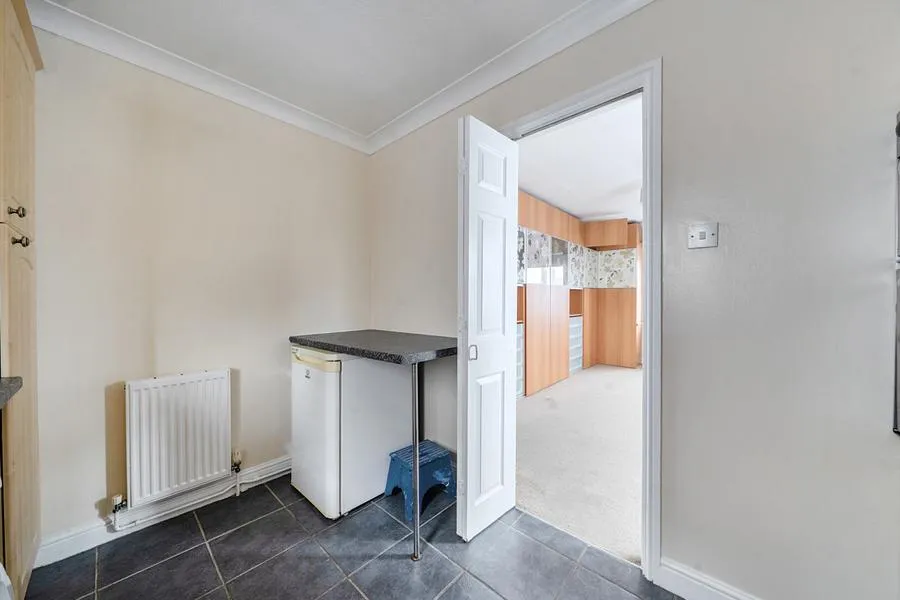 South View Gardens, Newbury, RG14, photo 5