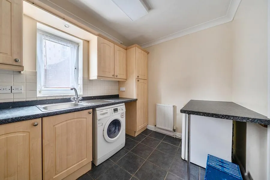 South View Gardens, Newbury, RG14, photo 4