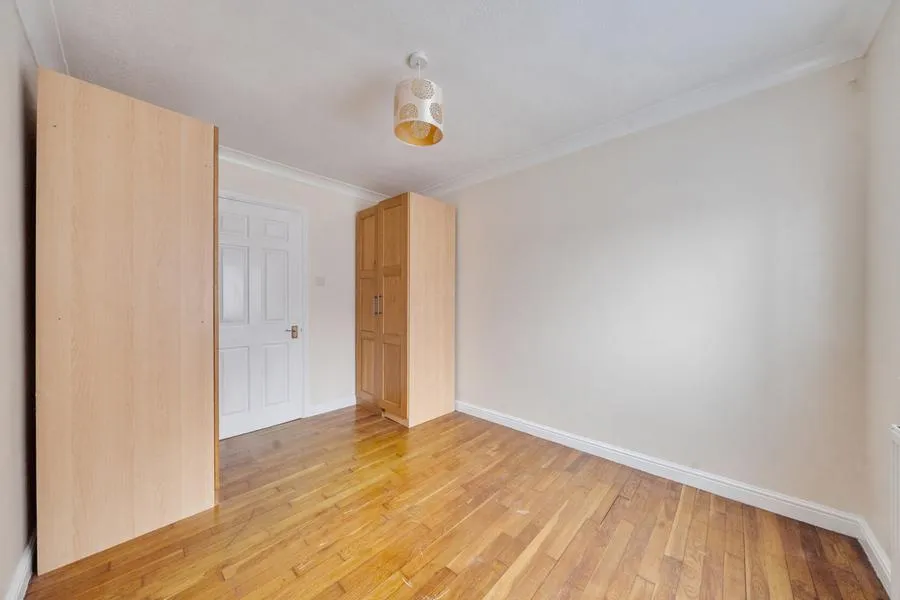 South View Gardens, Newbury, RG14, photo 13