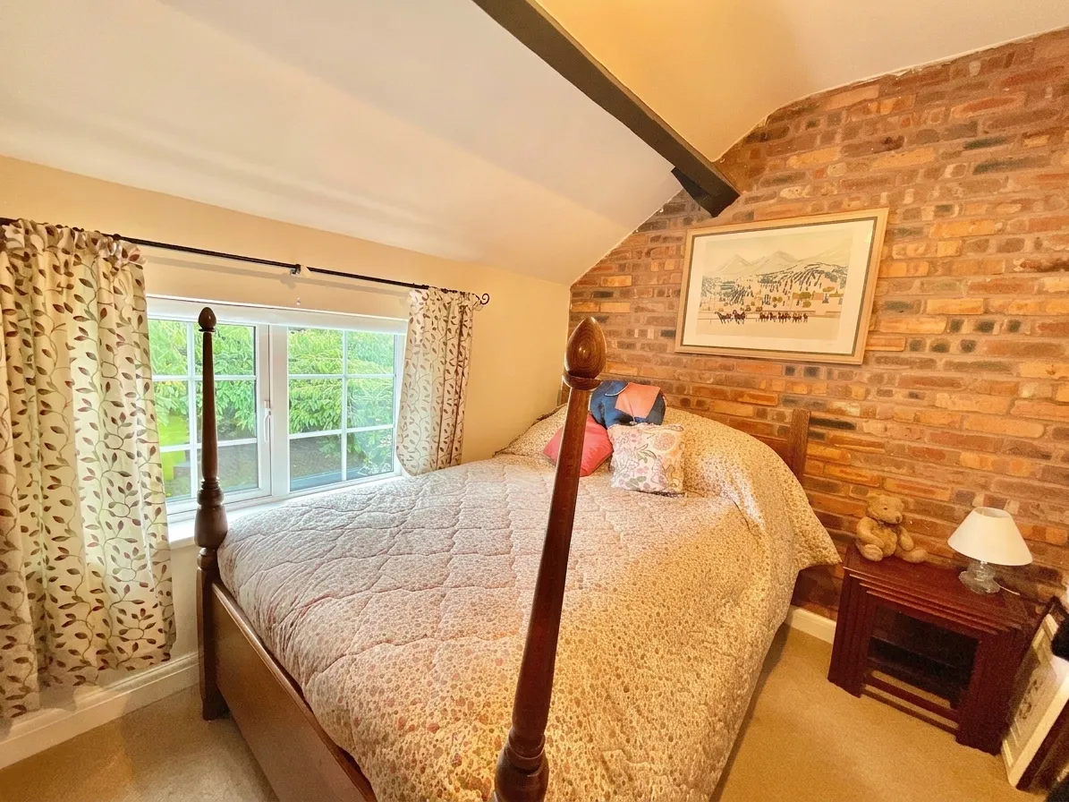 Heath Road, Bromstead, TF10, photo 16