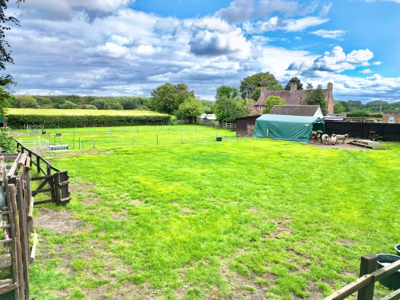 Heath Road, Bromstead, TF10, photo 21