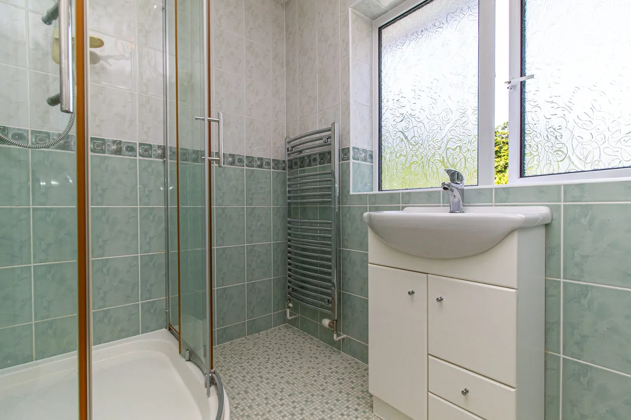 Blunden Road, Farnborough, GU14 8QL, photo 18