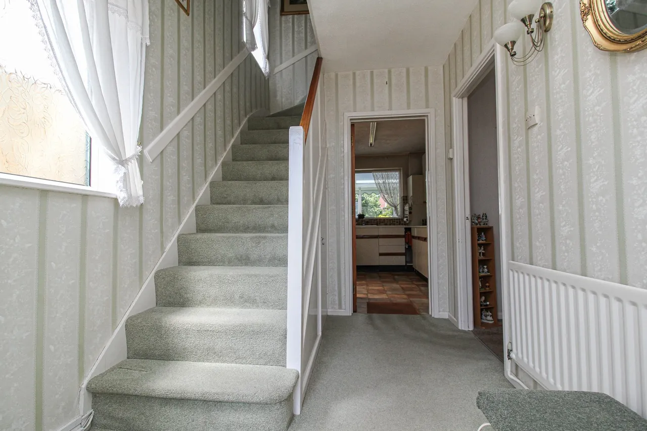Blunden Road, Farnborough, GU14 8QL, photo 12