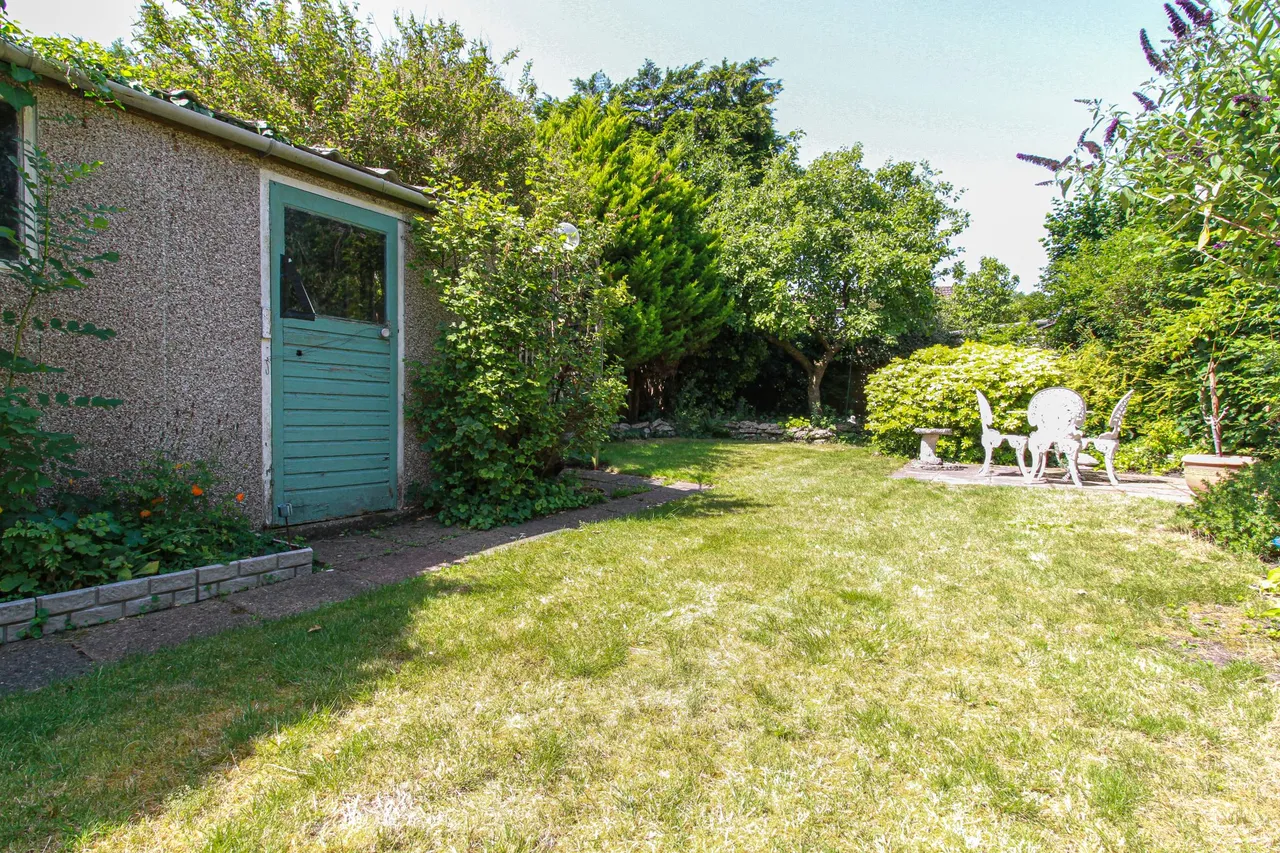 Blunden Road, Farnborough, GU14 8QL, photo 21