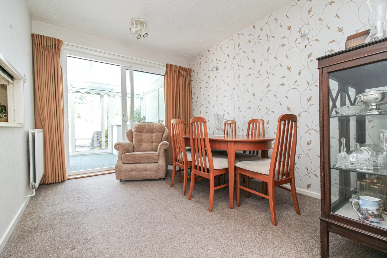 Blunden Road, Farnborough, GU14 8QL, photo 5
