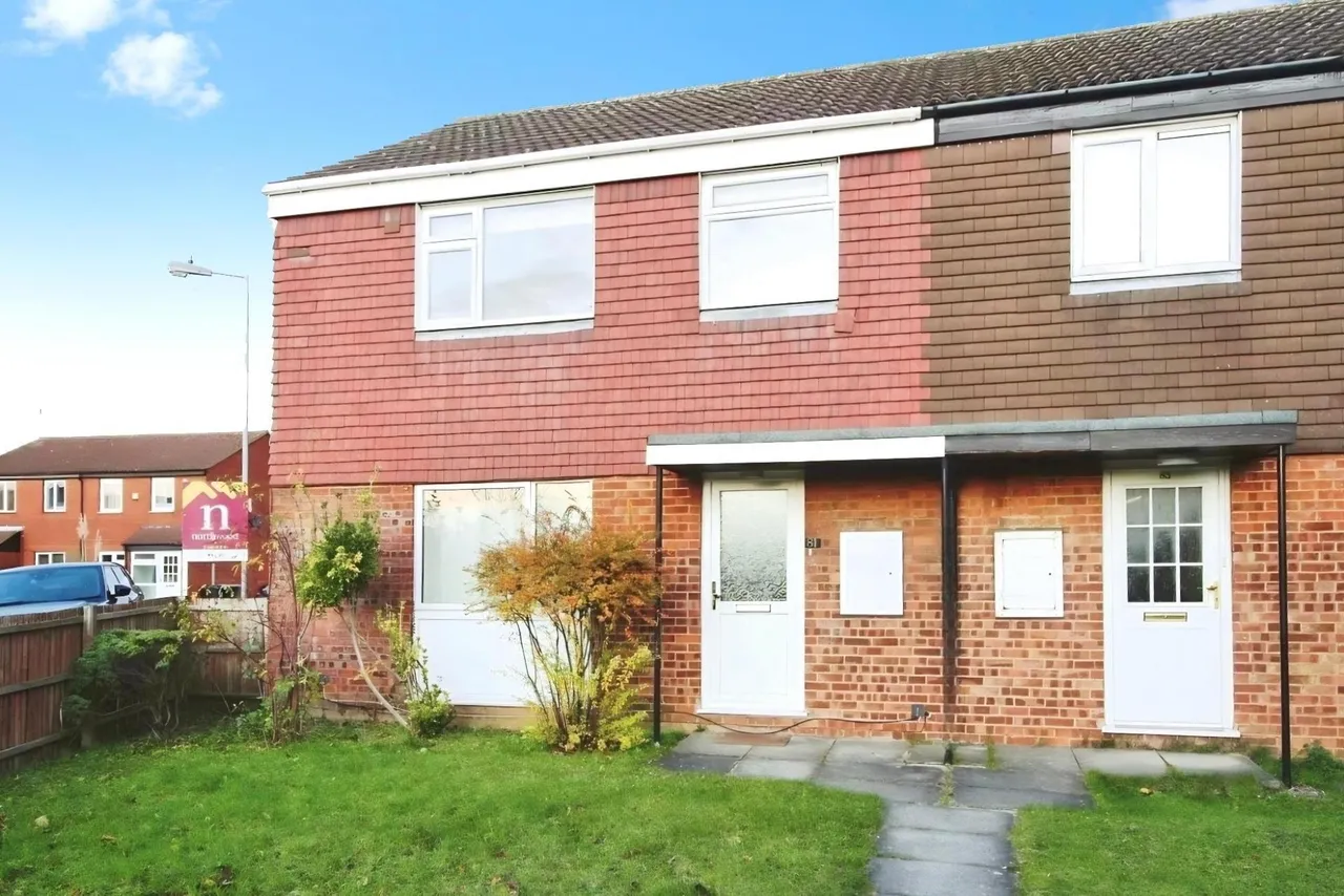 3 bed house for sale, Peregrine Road, Lewsey Farm, LU4