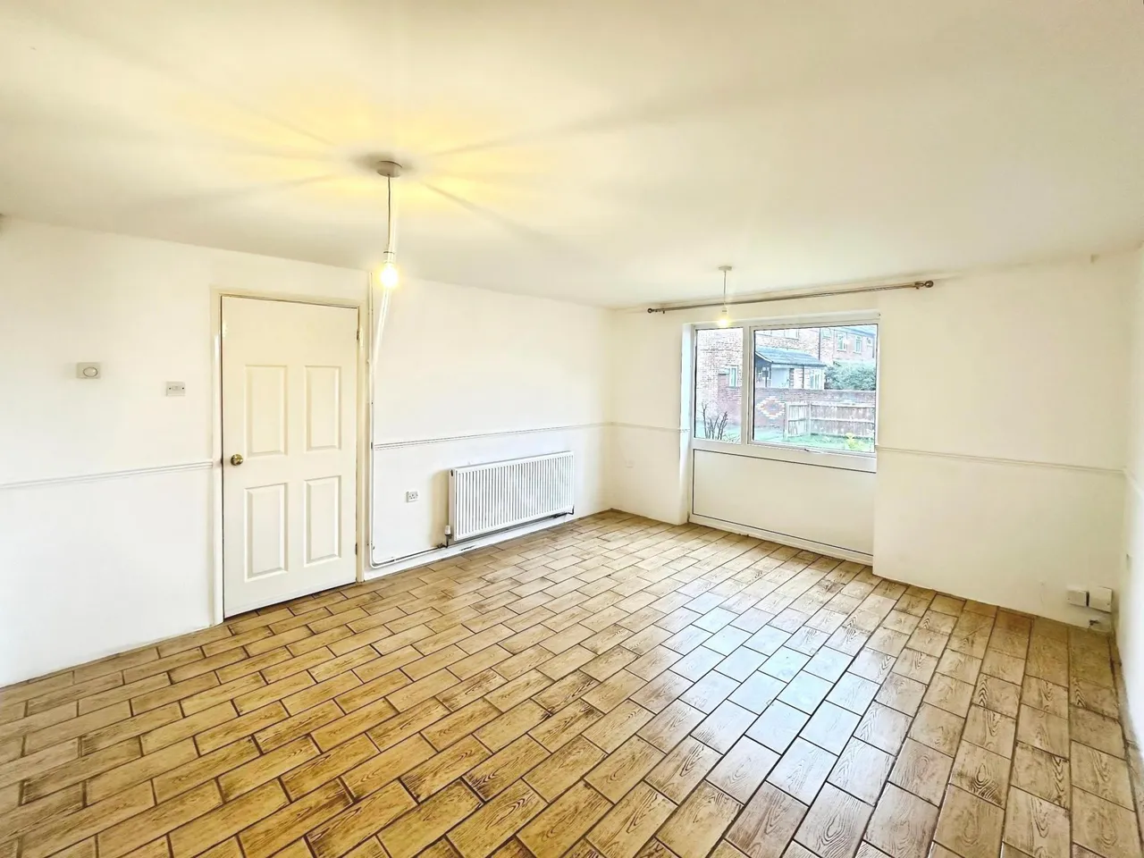 Peregrine Road, Lewsey Farm, LU4, photo 4