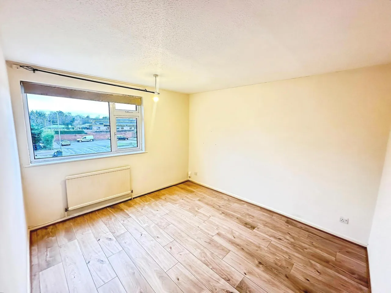 Peregrine Road, Lewsey Farm, LU4, photo 12